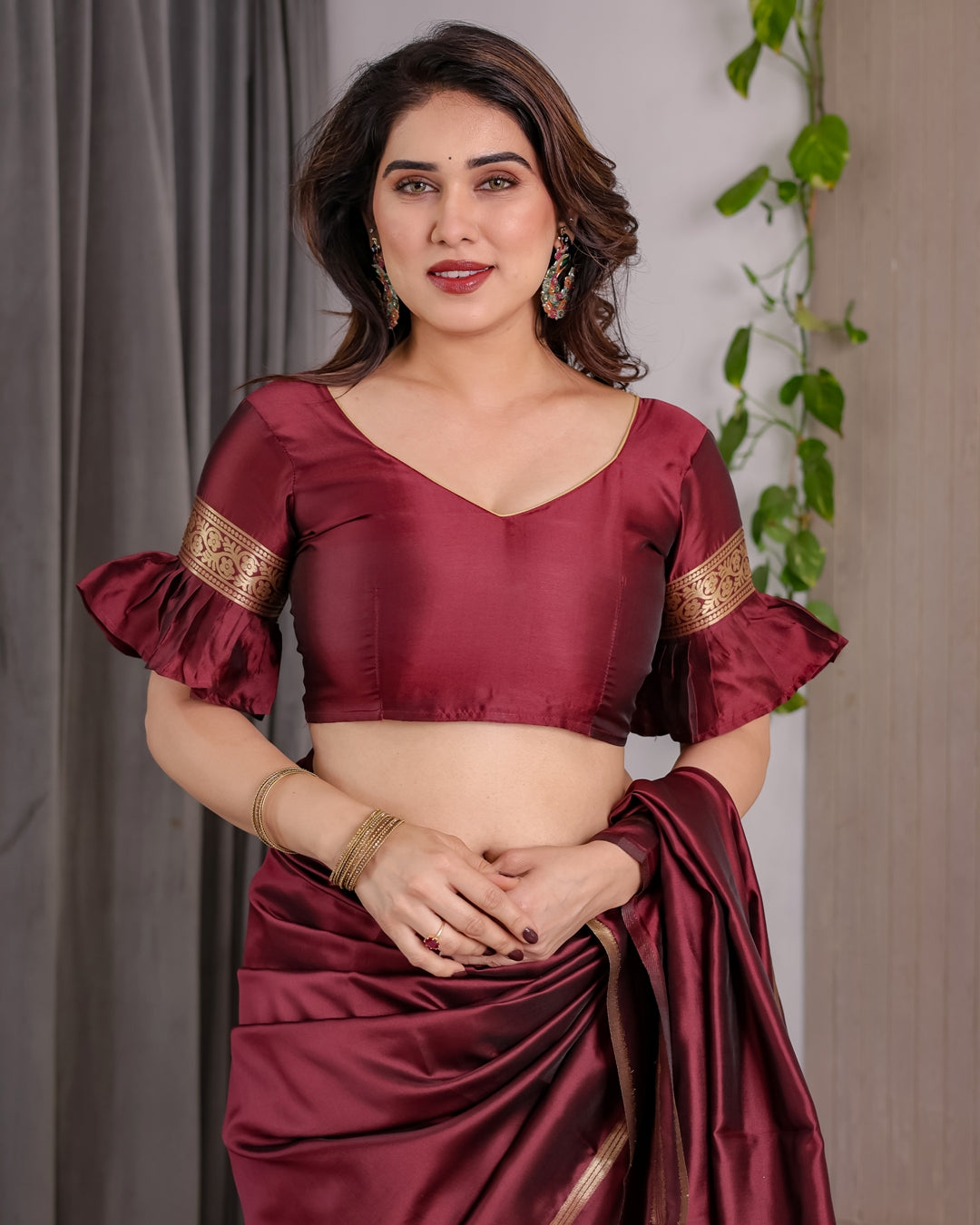 Maroon Banarasi Soft Silk Saree with Golden Zari Border 4 for Women