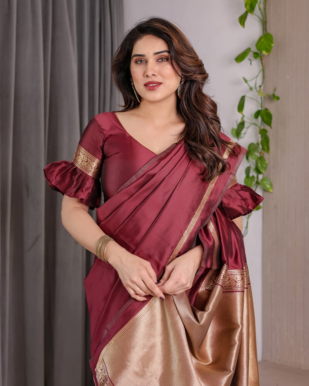 Maroon Banarasi Soft Silk Saree with Golden Zari Border 4 for Women