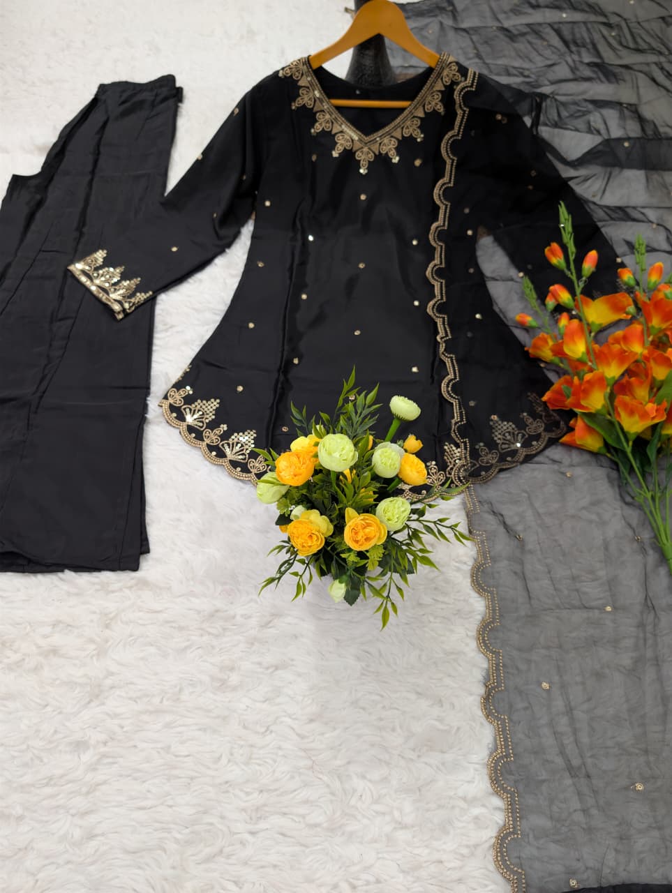 Black Heavy Silk Crepe Kurta Set with Sequence Embroidery for Women