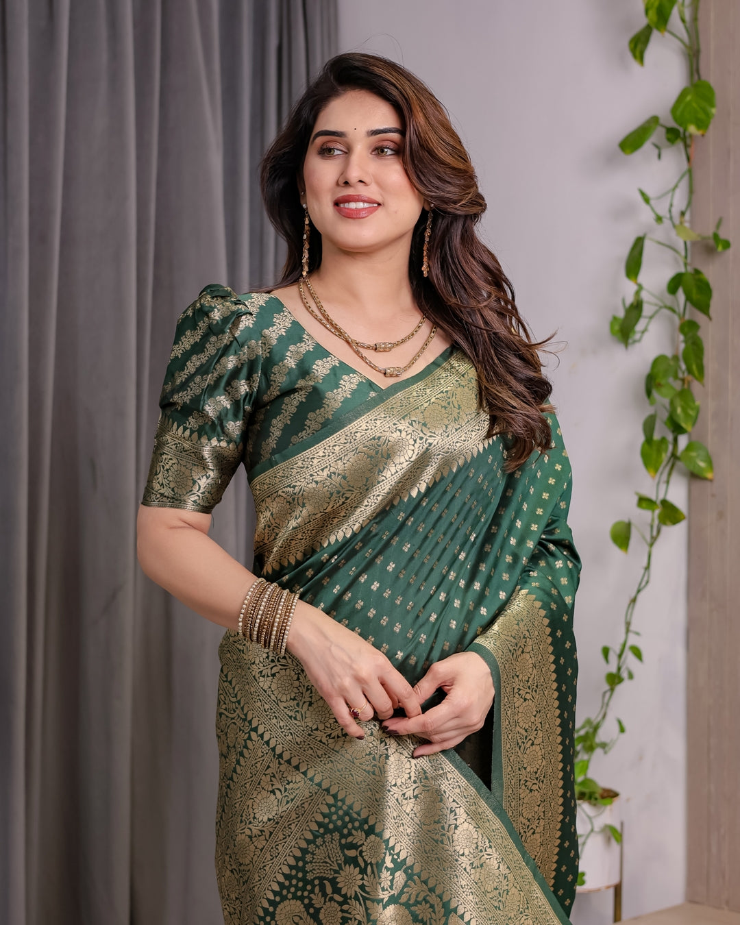 Deep Green Banarasi Soft Silk Saree with Zari Floral Border for Women