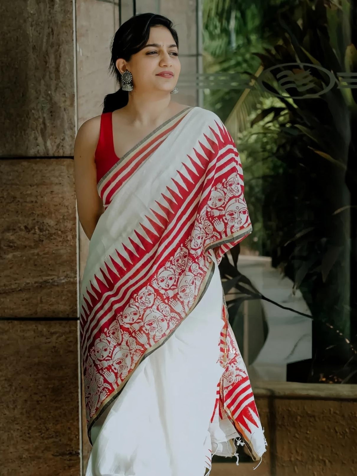 Ivory Red Folk Art Print Linen Cotton Saree for Women