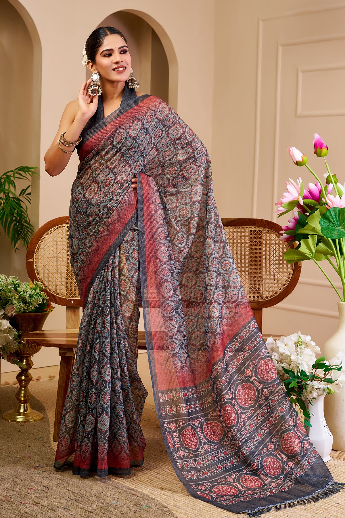Grey Tissue Handloom Saree With Floral Design for Women