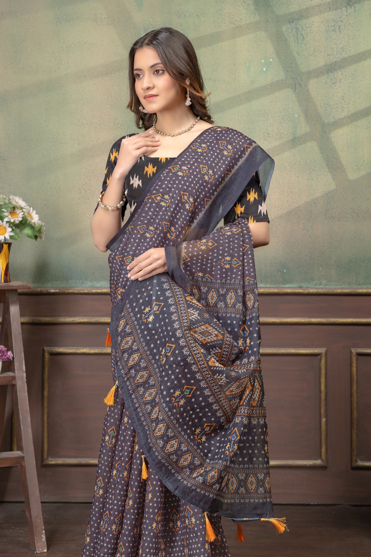 Charcoal Grey Linen Cotton Printed Saree with Tassels for Women