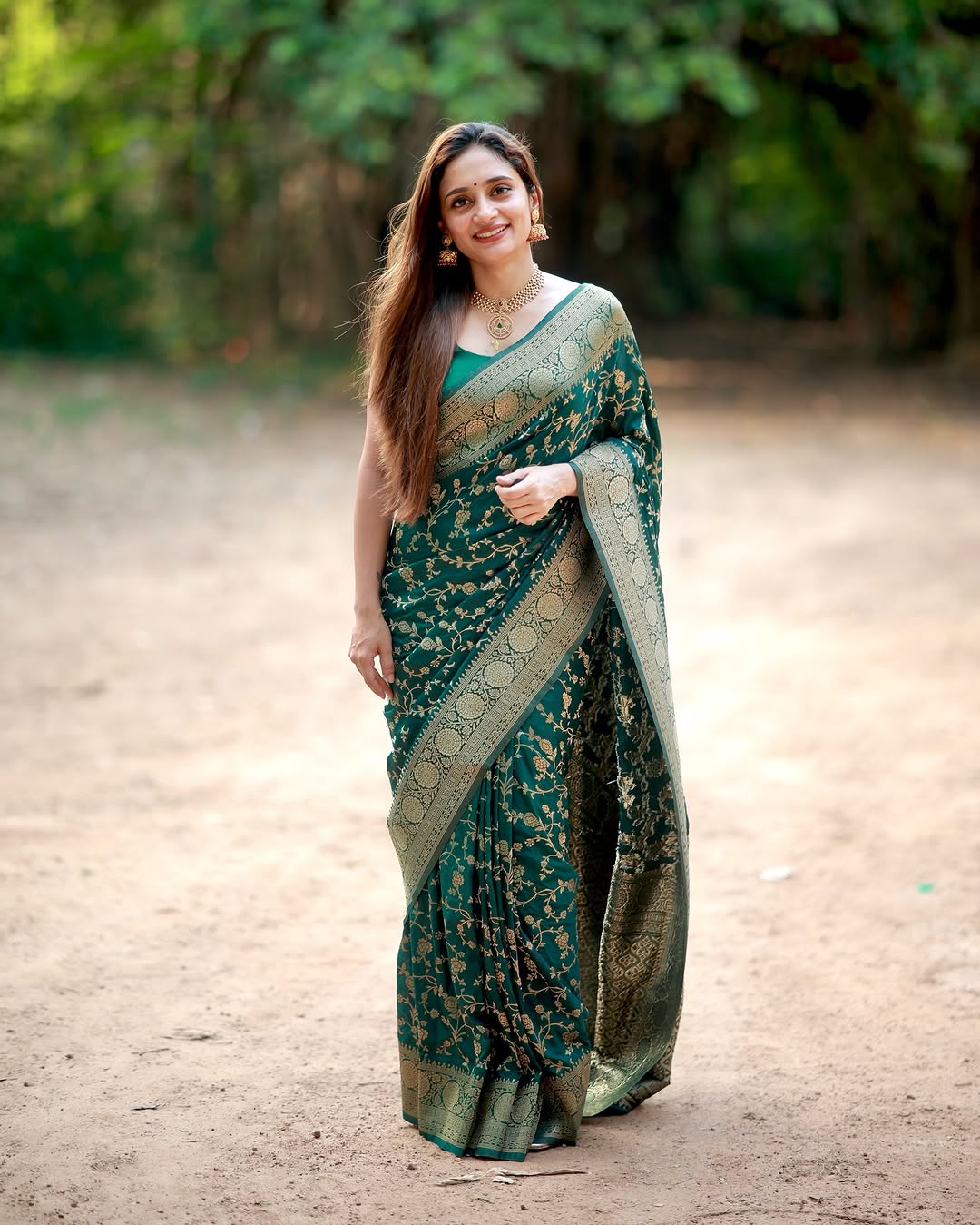 Green Banarasi Soft Silk Zari Weave Saree for Women