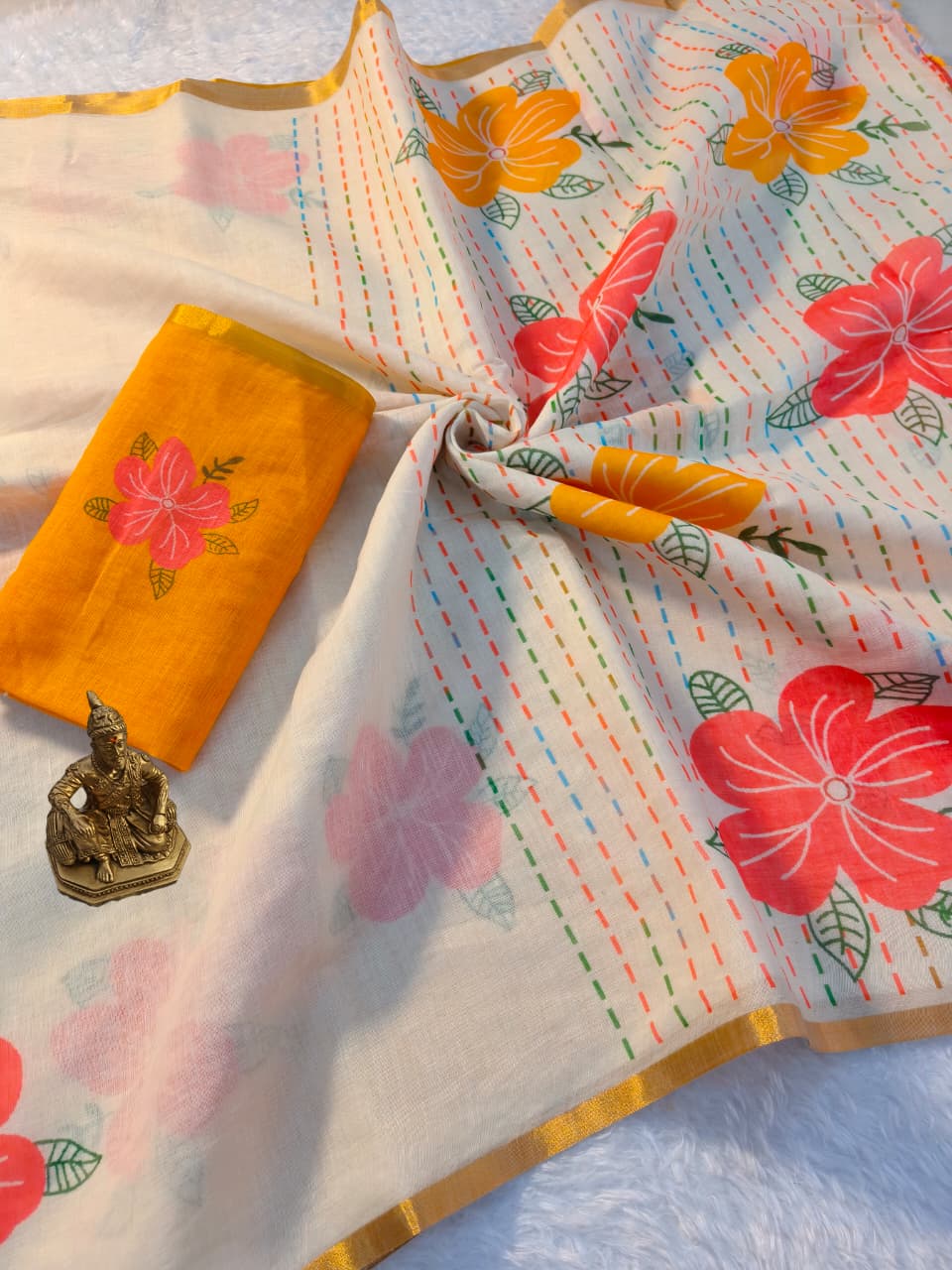Chikoo Floral Linen Digital Print Saree with Blouse for Women