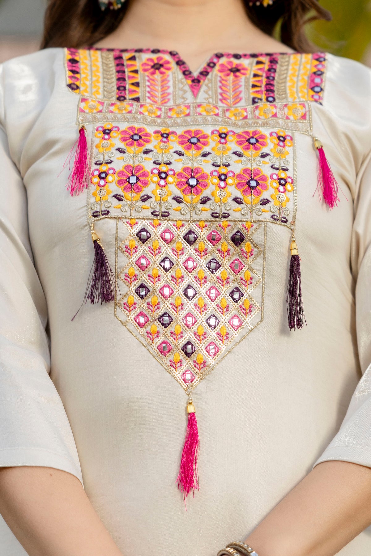 Cream Embroidered Kurta Set with Bandhani Style Dupatta 2 for Women