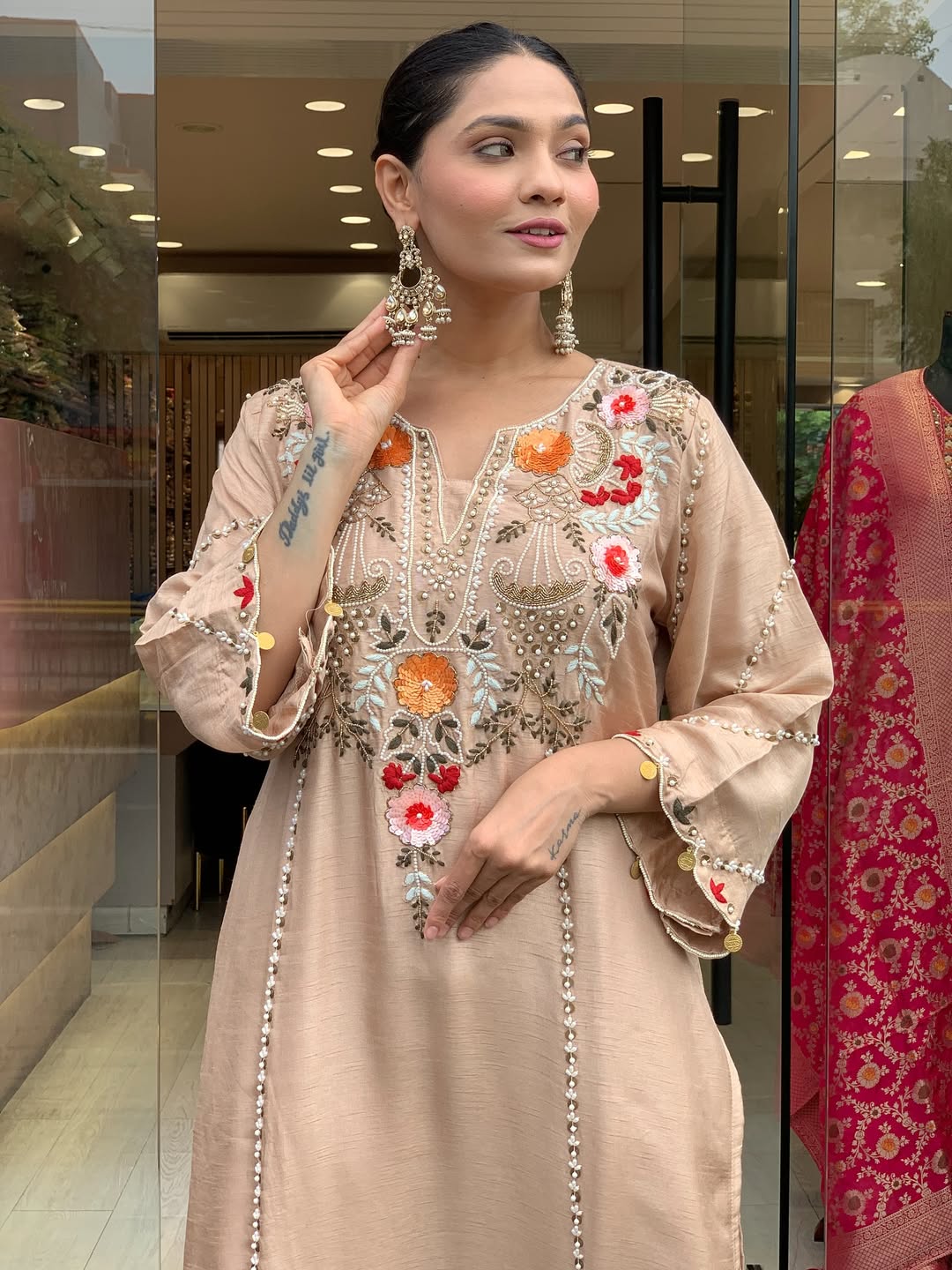Cream Chanderi Embroidered Kurta Set with Dupatta for Women