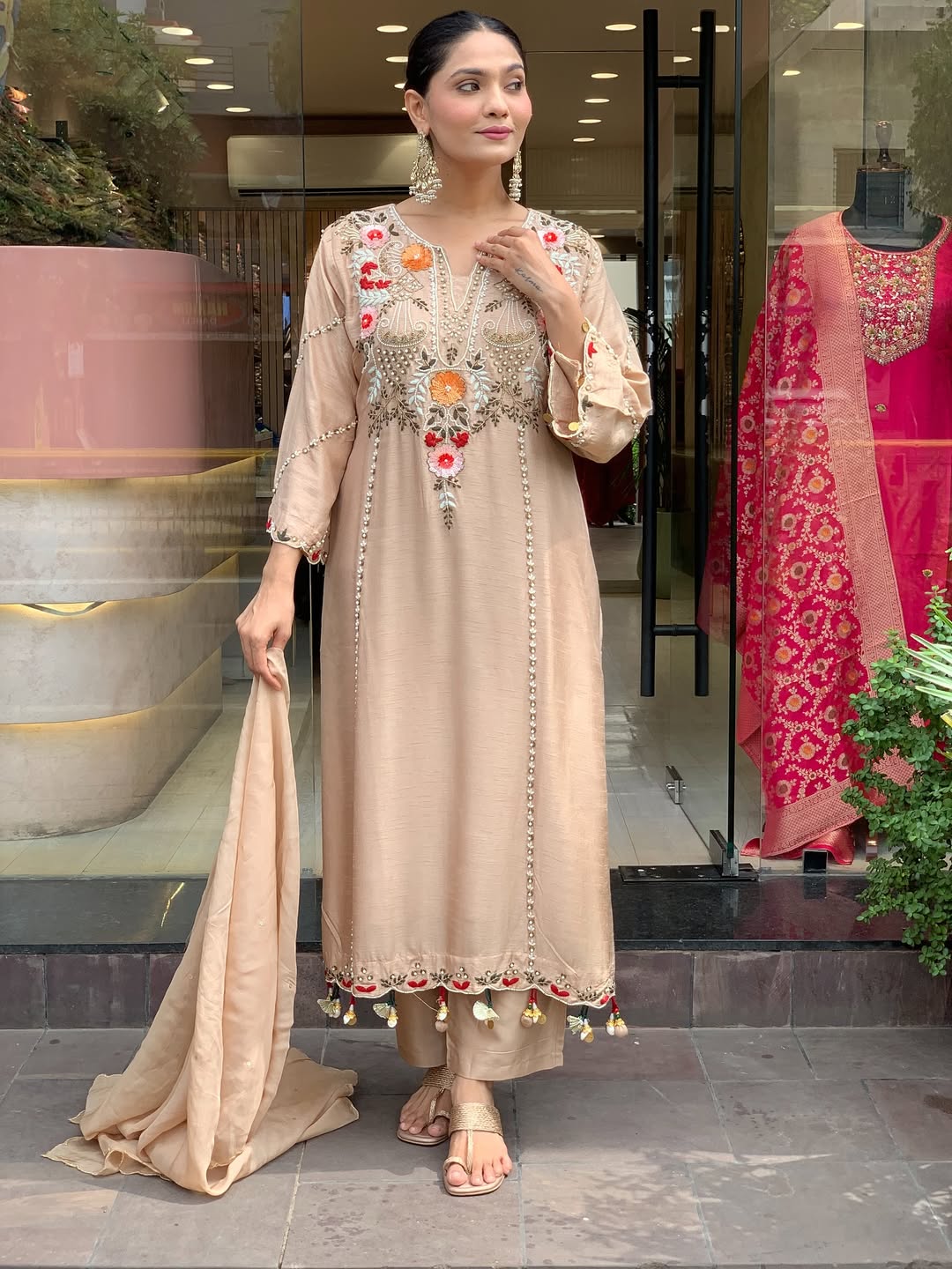 Cream Chanderi Embroidered Kurta Set with Dupatta for Women