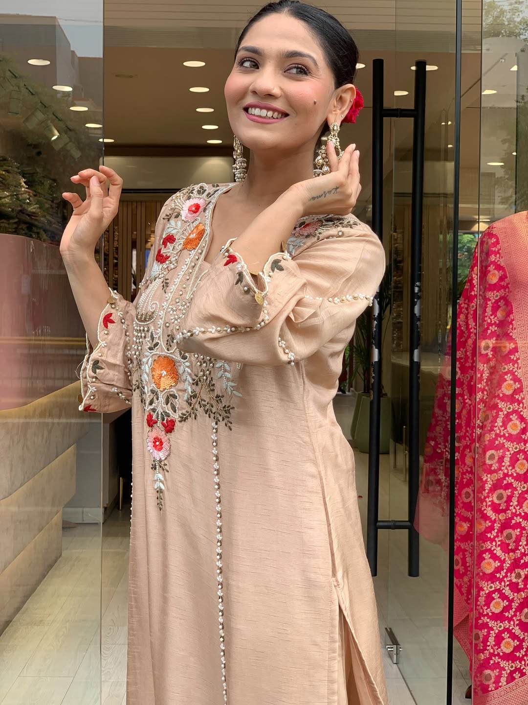 Cream Chanderi Embroidered Kurta Set with Dupatta for Women