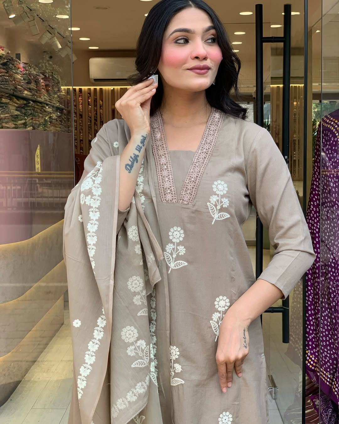 Cream Embroidered Kurta Set with Bandhani Style Dupatta for Women