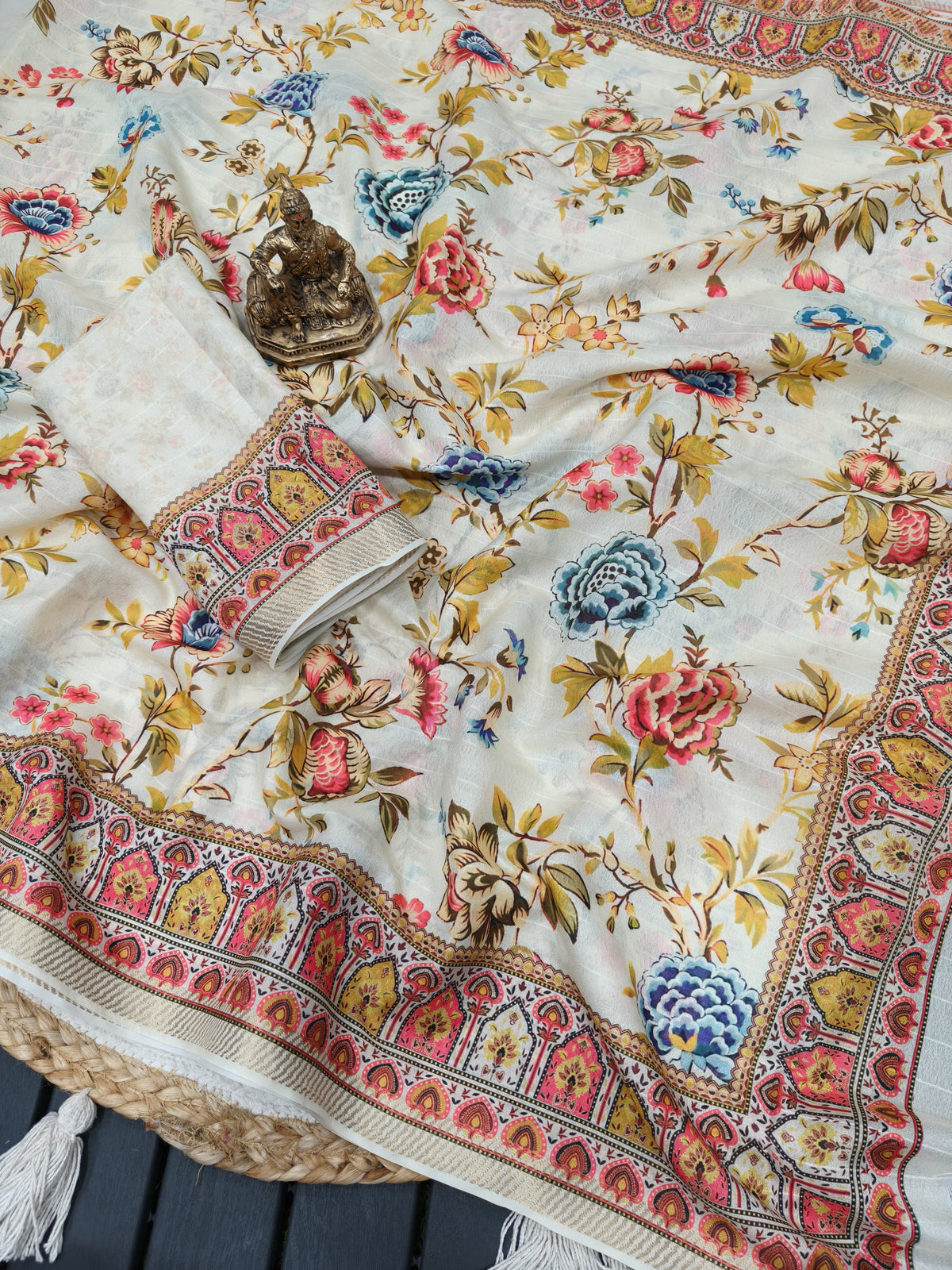 Designer Cream Floral Print Georgette Saree with Blouse for Women