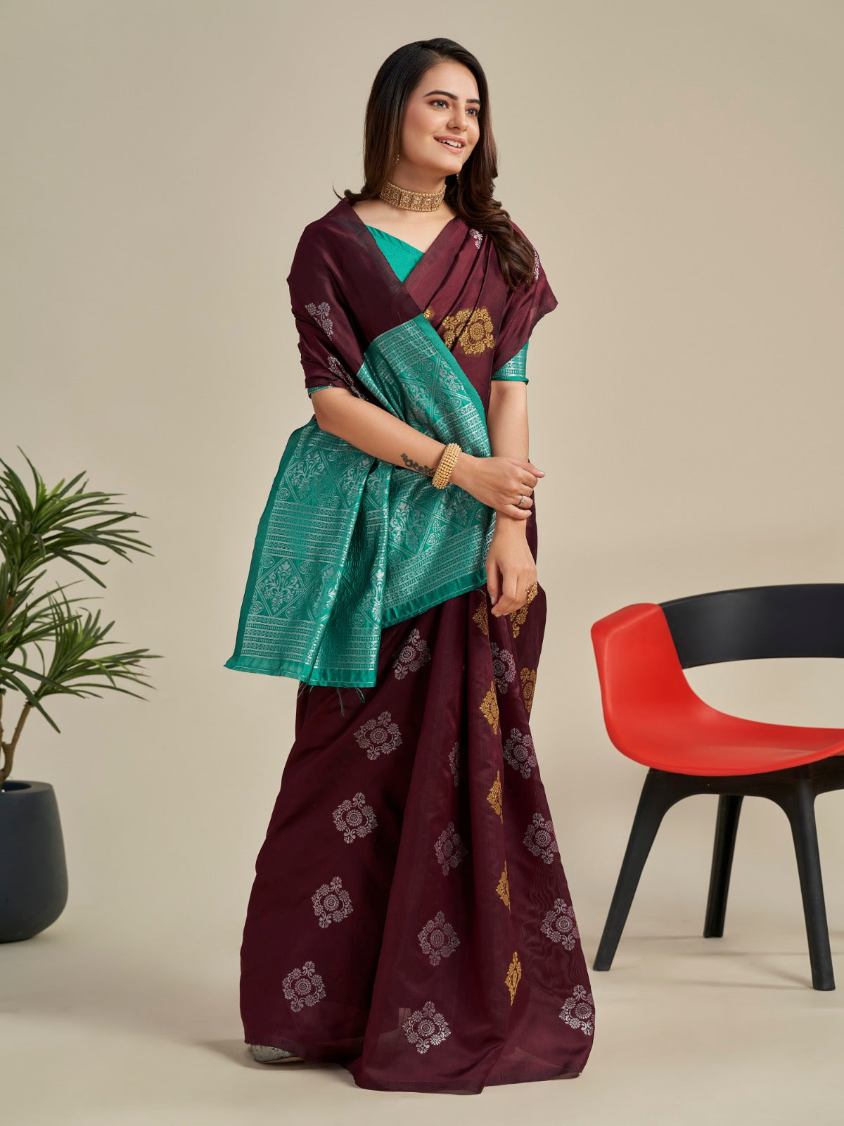 Elegant Maroon Soft Silk Saree with Green Jacquard Border for Women
