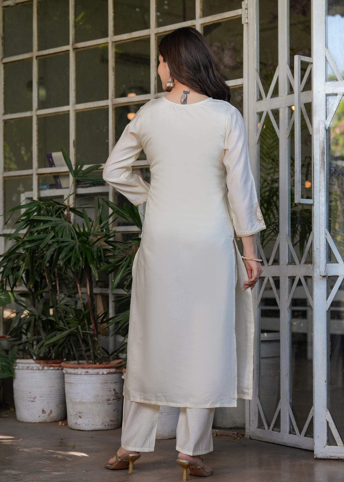 Elegant White Chanderi Threadwork Suit with Dupatta for Women