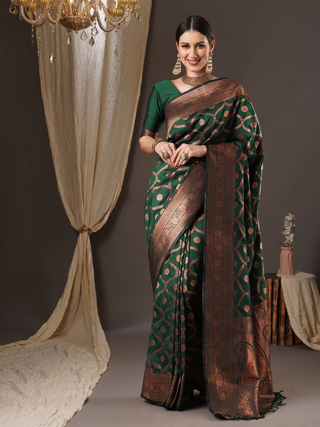 Premium Green Banarasi Saree with Intricate Zari Weaving for Women
