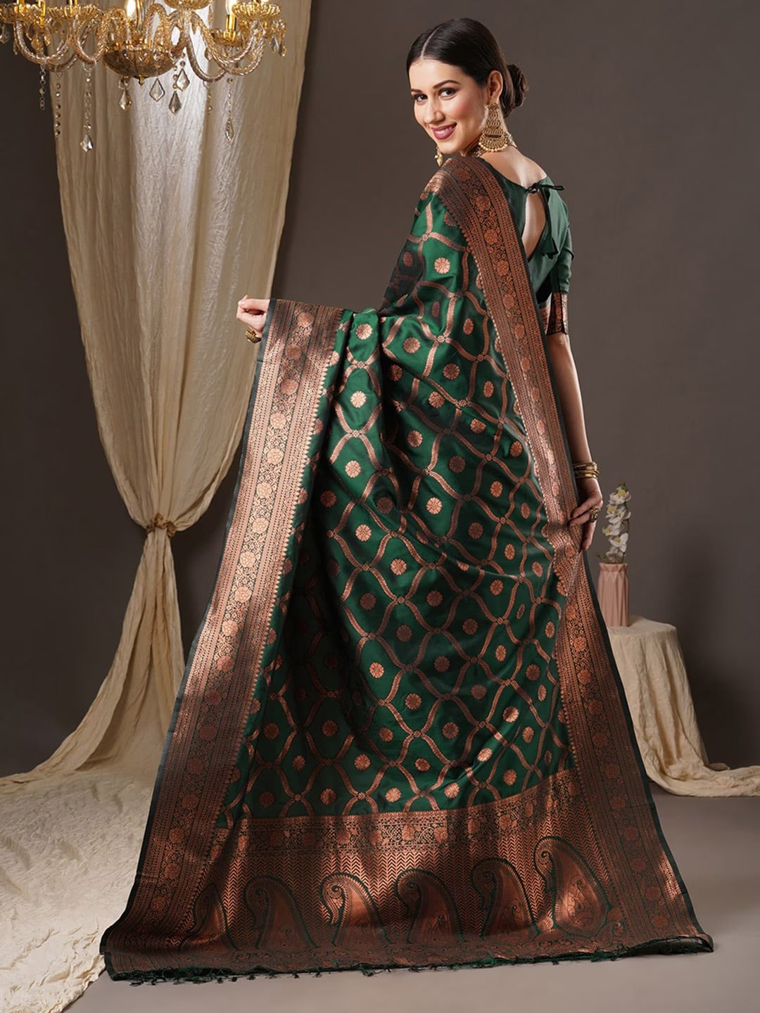 Premium Green Banarasi Saree with Intricate Zari Weaving for Women
