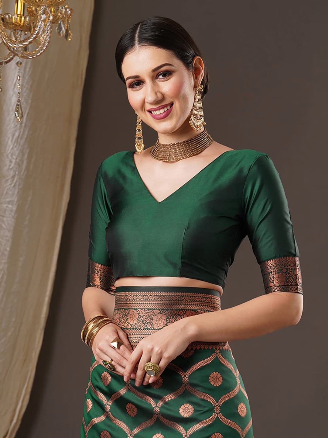 Premium Green Banarasi Saree with Intricate Zari Weaving for Women