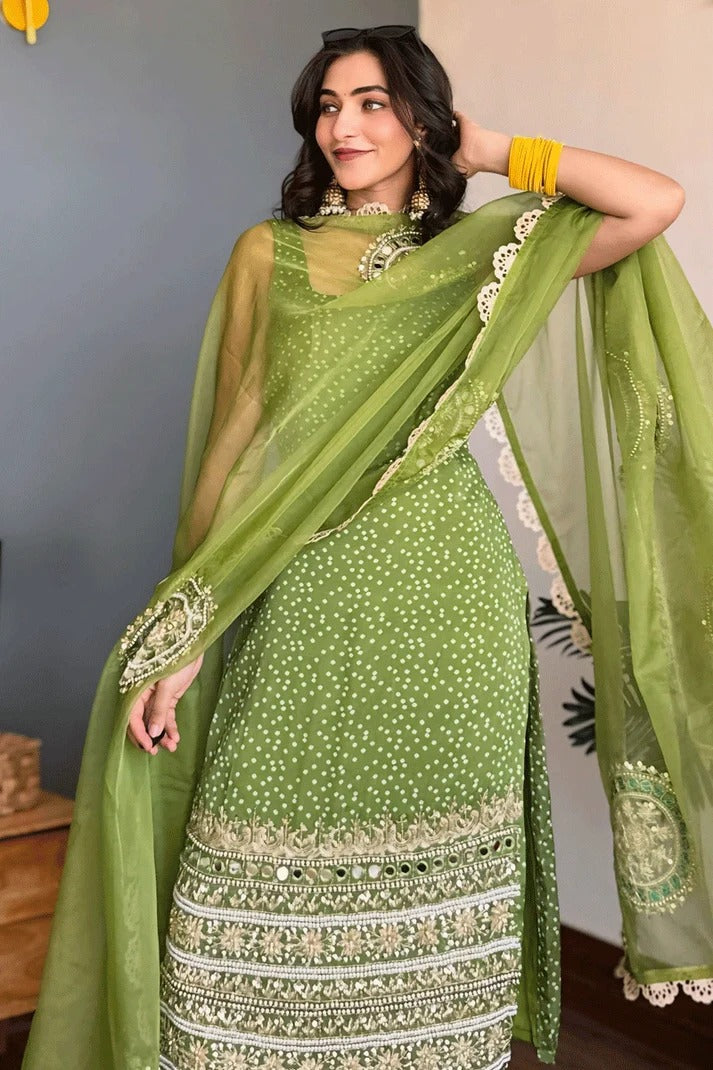 Green Georgette Embroidered Kurta Pant Dupatta Set for Women