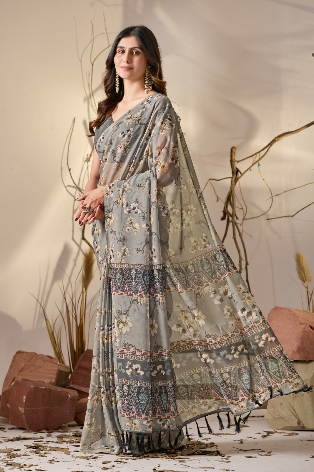 Grey Floral Printed Georgette Saree With Designer Pallu for Women