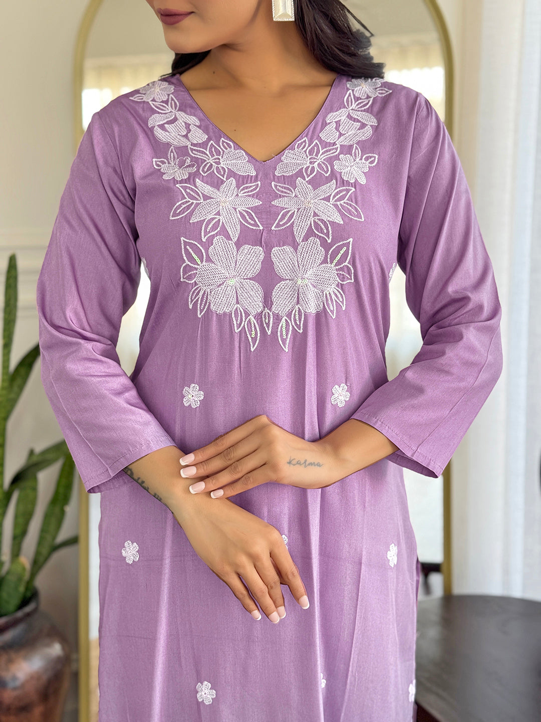 Lavender Embroidered Kurti Pant Dupatta Set for Women