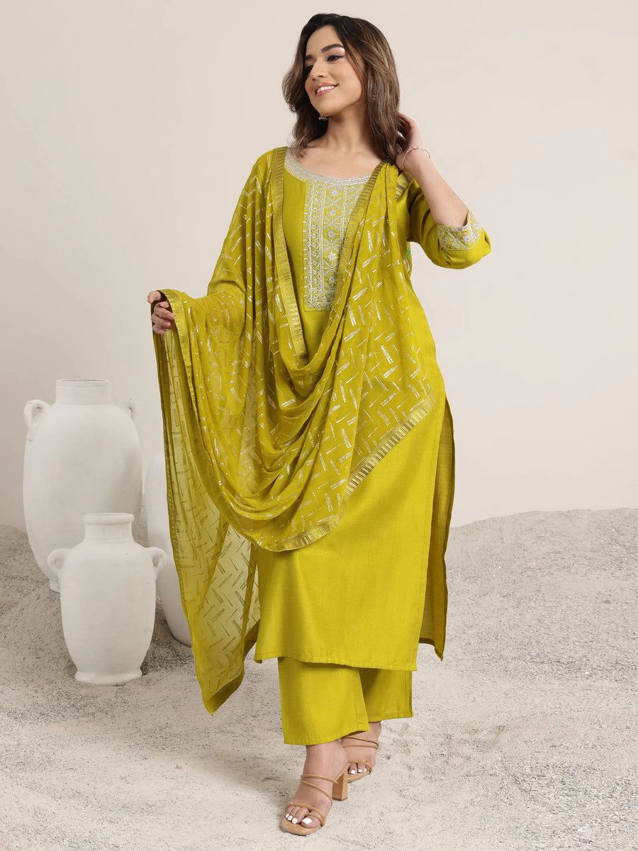 Olive Designer Kurti Set with Amrai Silk Dupatta for Women