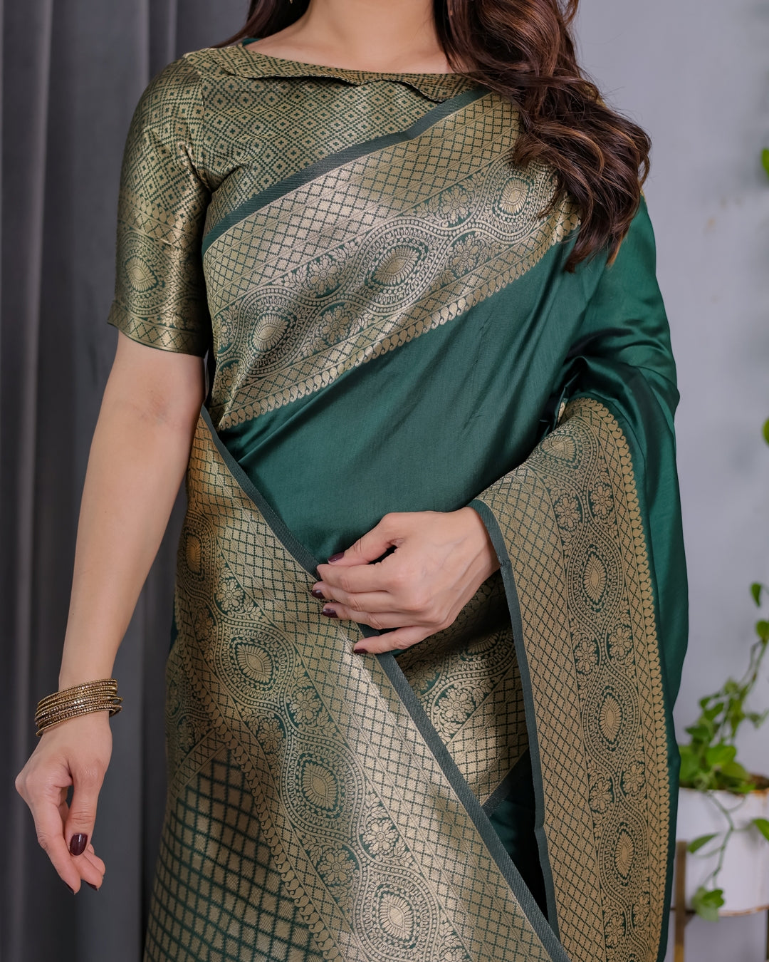 Emerald Green Banarasi Soft Silk Saree with Zari Border for Women
