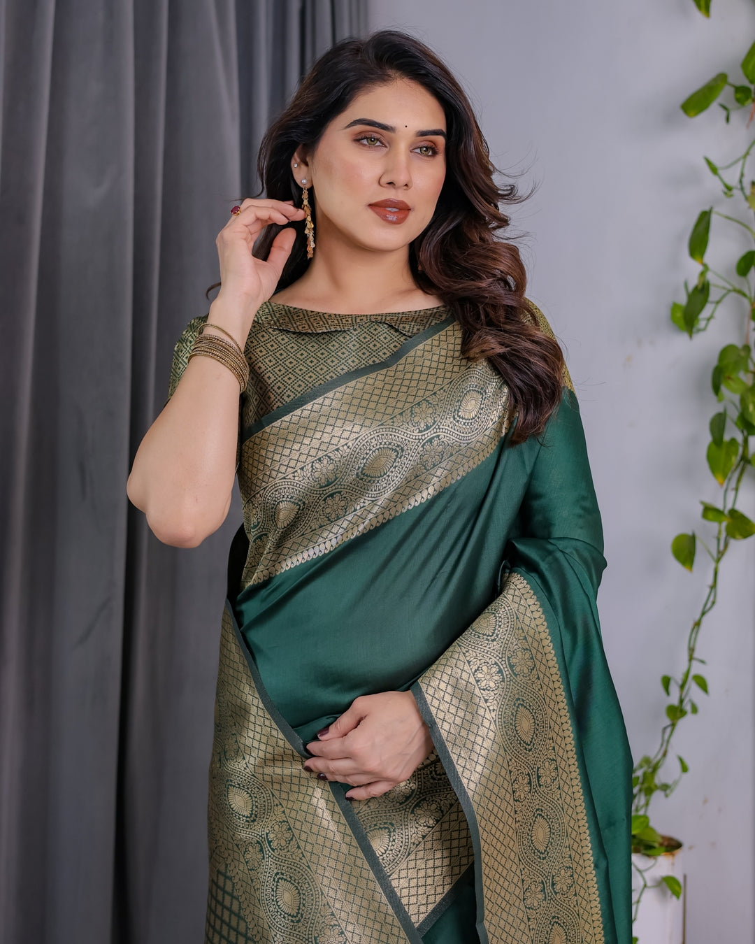 Emerald Green Banarasi Soft Silk Saree with Zari Border for Women