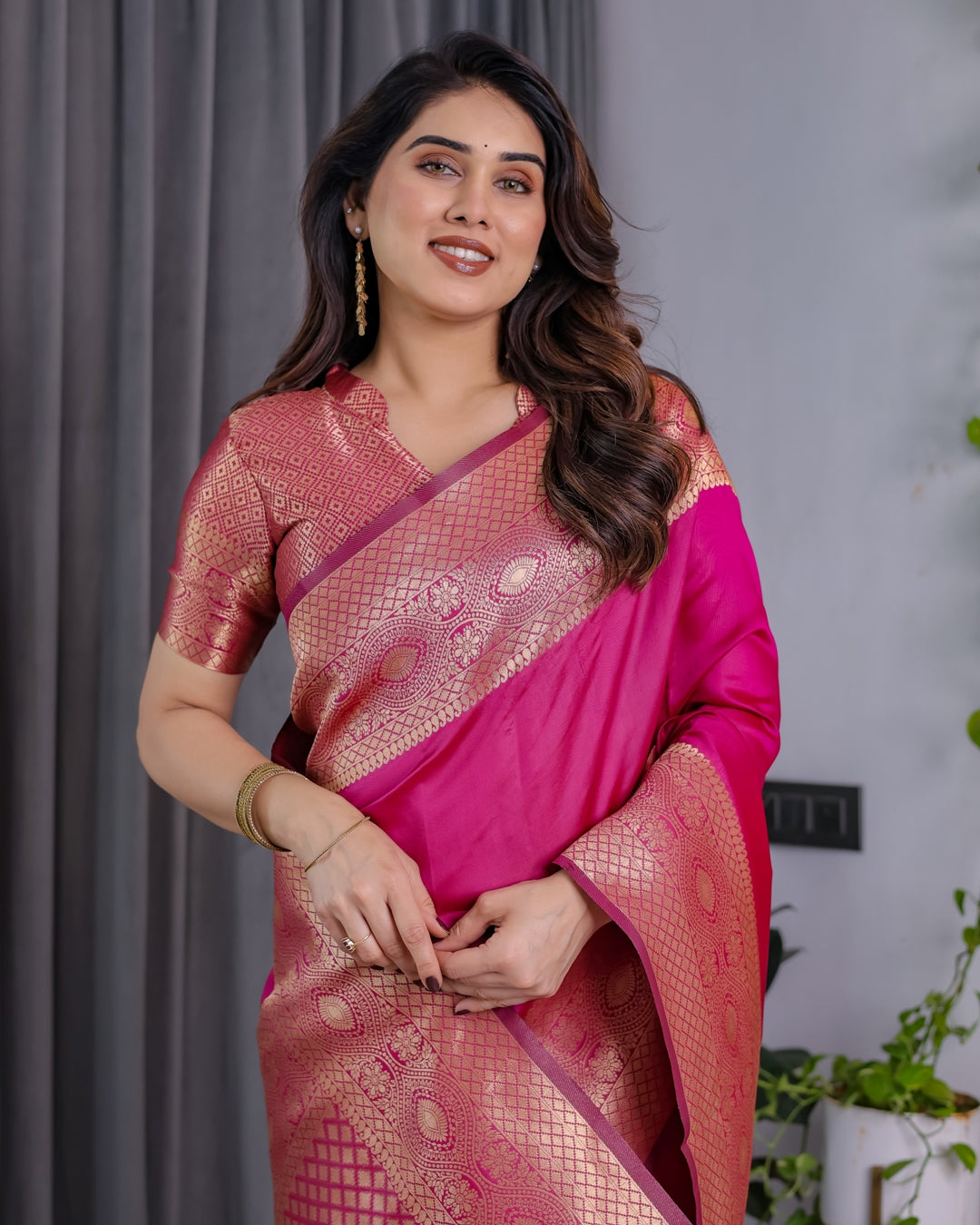 Rani Pink Banarasi Silk Saree with Jacquard Zari Border for Women