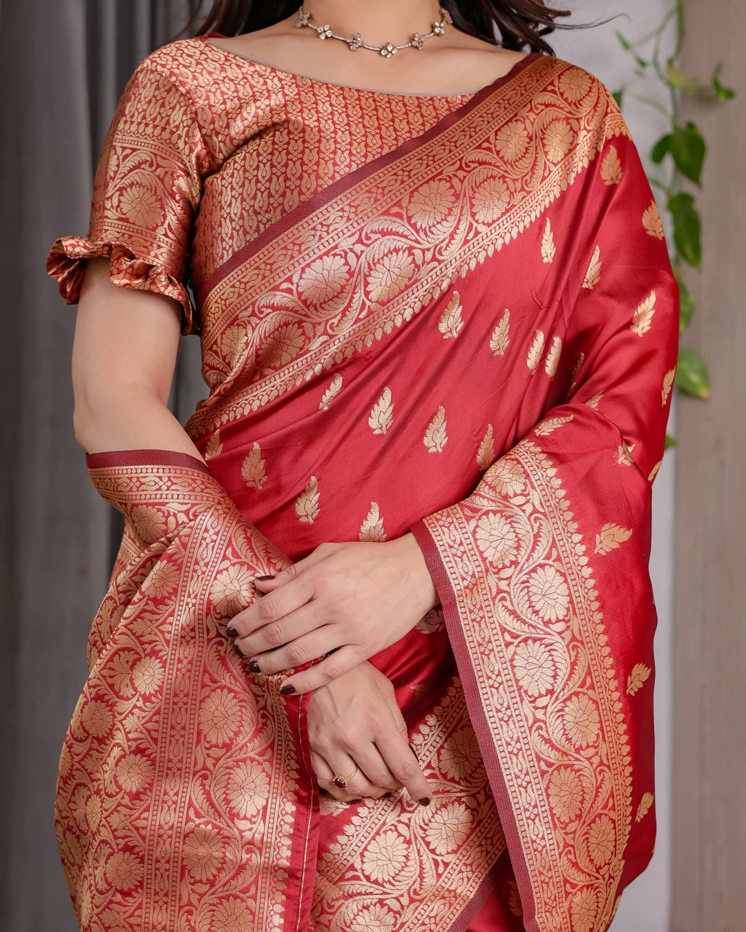 Red Banarasi Soft Silk Saree With Golden Zari Floral Border 2