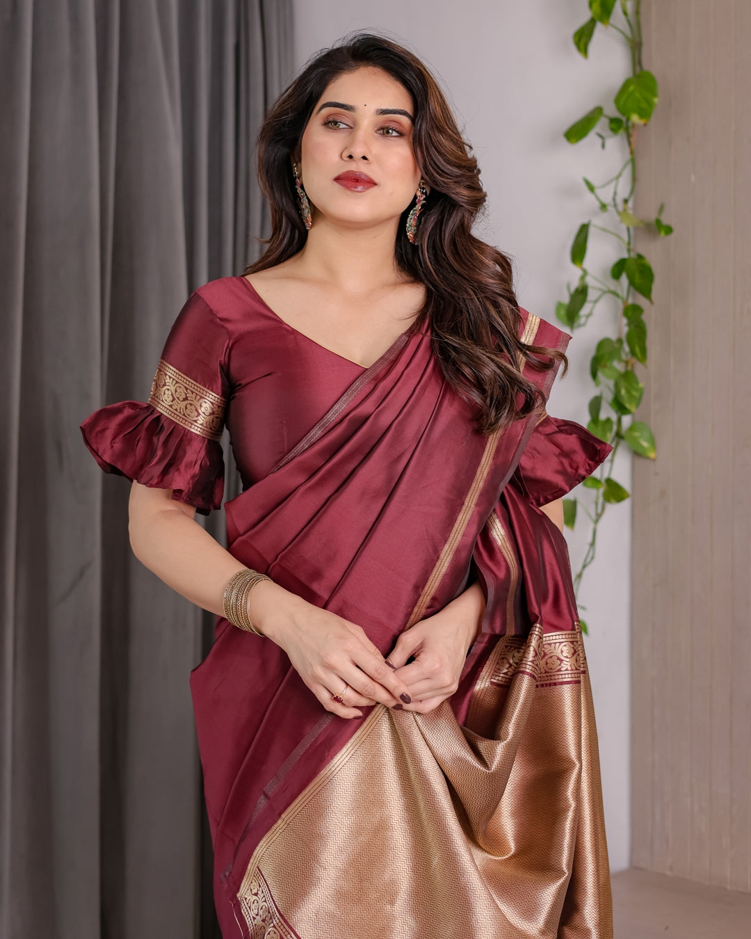 Maroon Banarasi Soft Silk Saree with Golden Zari Border 4 for Women