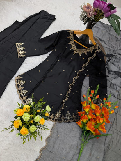 Black Heavy Silk Crepe Kurta Set with Sequence Embroidery for Women