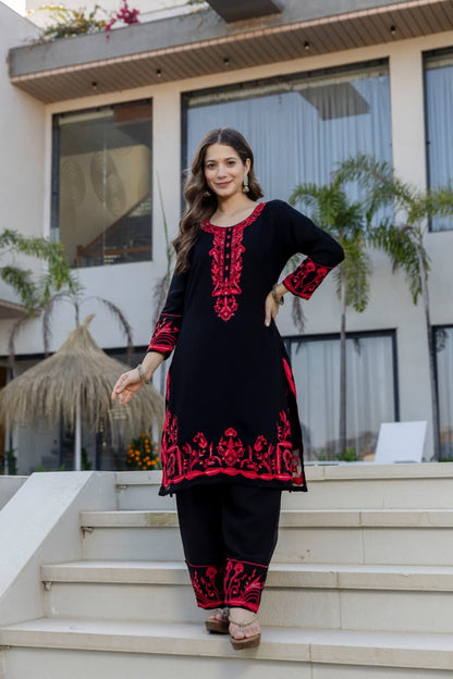 Black Georgette Kurta Set with Heavy Embroidery and Dupatta for Women