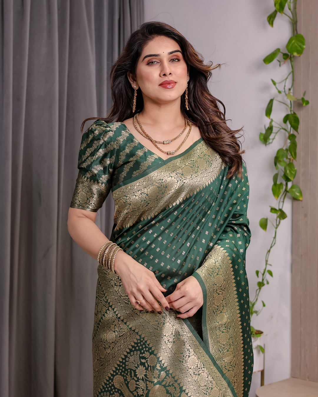 Deep Green Banarasi Soft Silk Saree with Zari Floral Border for Women