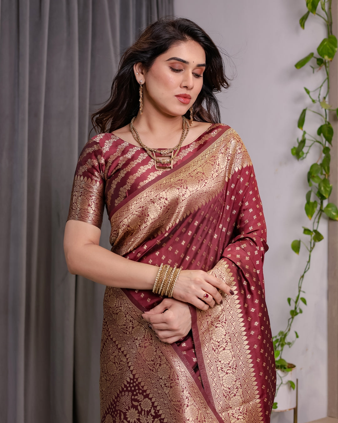 Maroon Banarasi Soft Silk Saree with Golden Zari Border 3 for Women