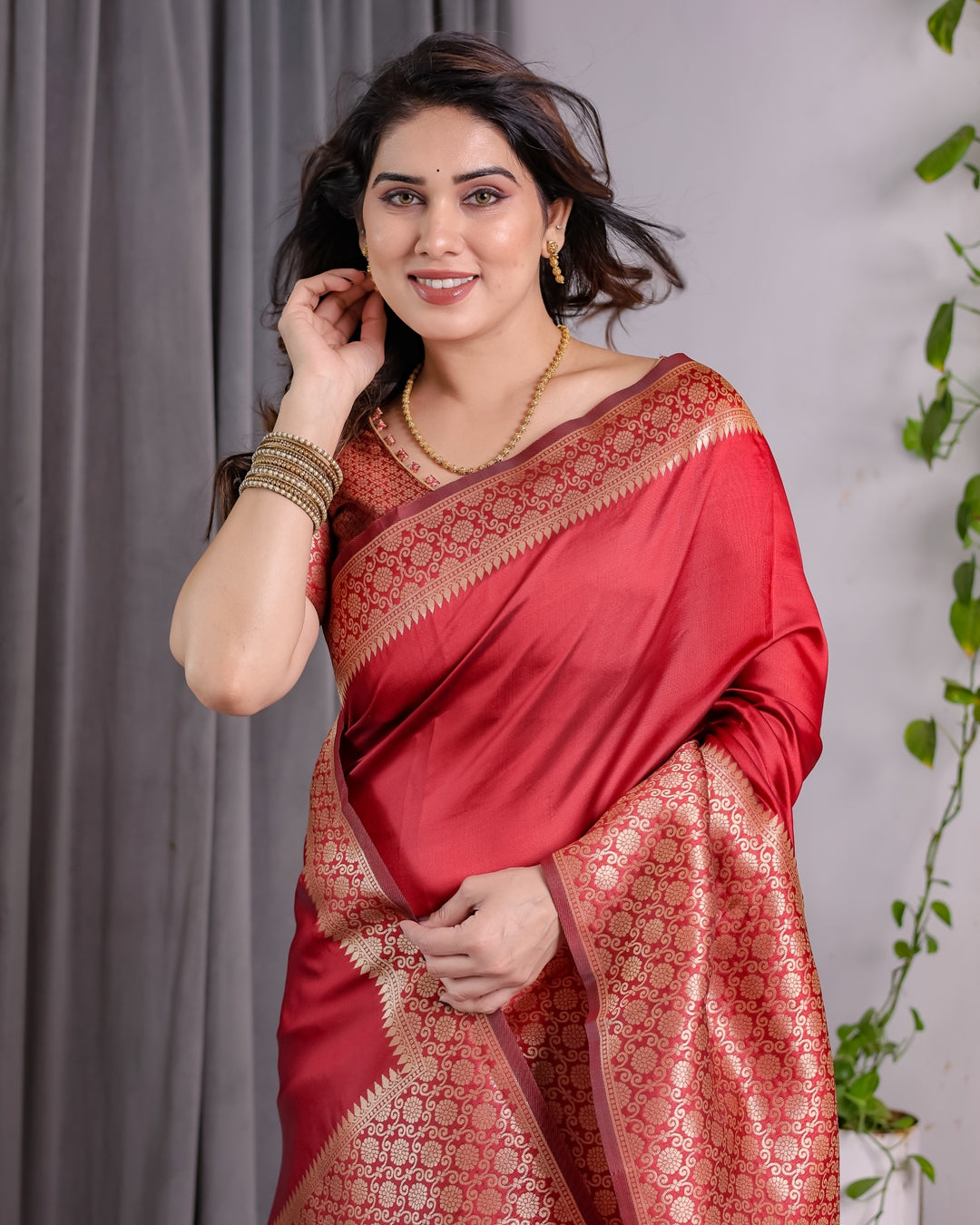 Coral Red Banarasi Soft Silk Saree With Golden Zari Borders 2