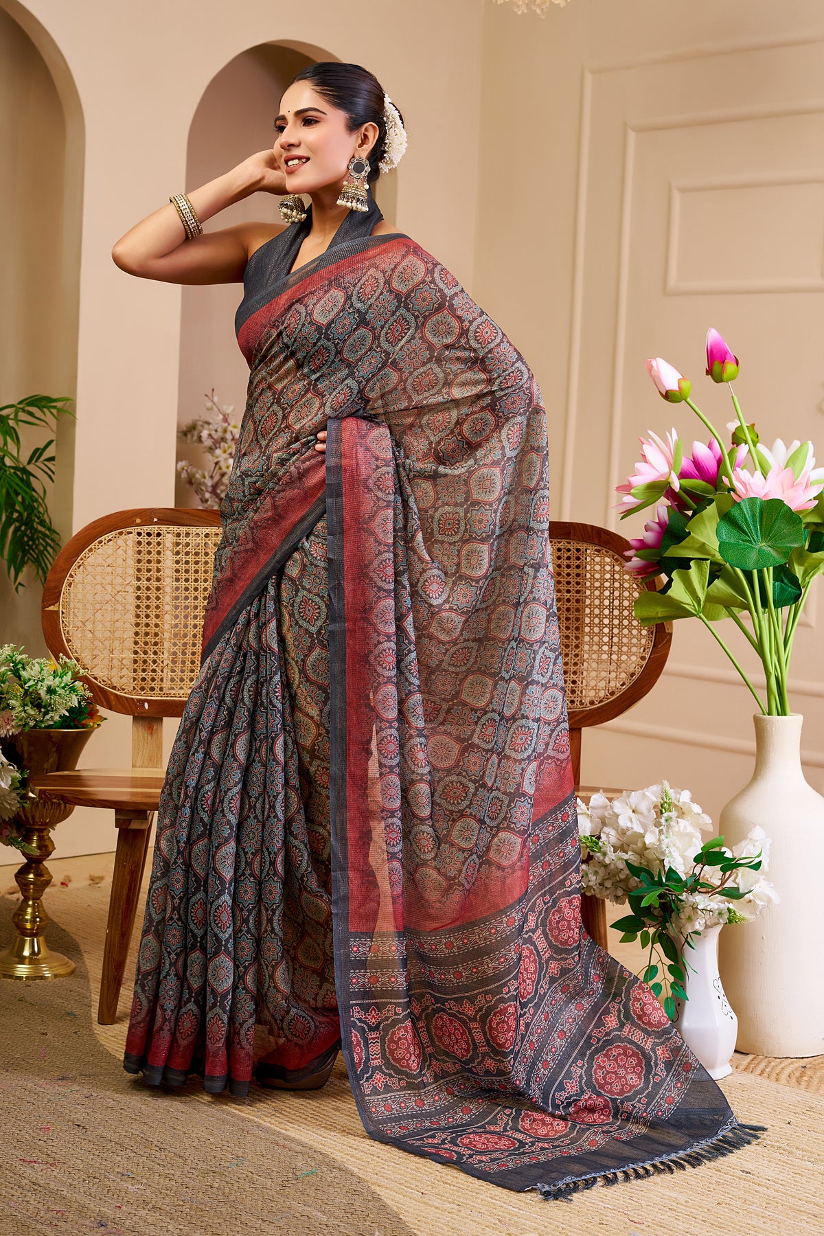 Grey Tissue Handloom Saree With Floral Design for Women