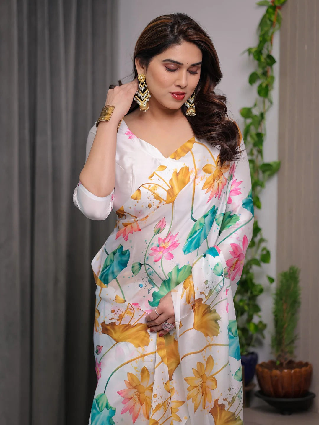 White Satin Floral Print Saree with Unstitched Blouse Piece for Women