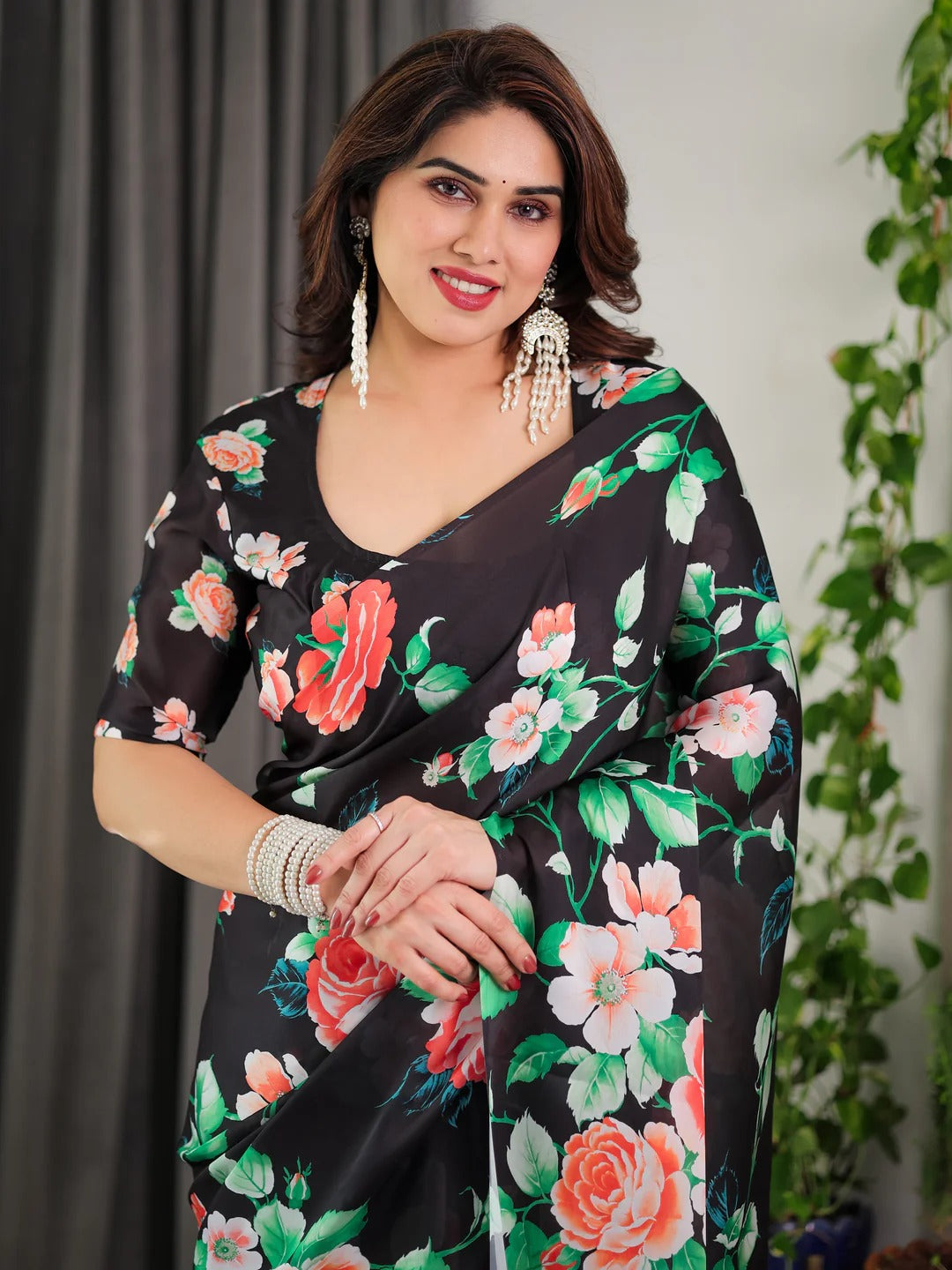 Black Floral Satin Saree with Unstitched Blouse 4 for Women