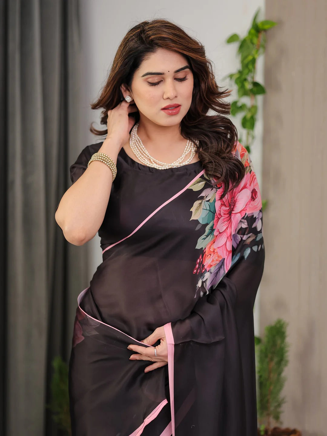 Black Floral Satin Saree with Unstitched Blouse 2 for Women