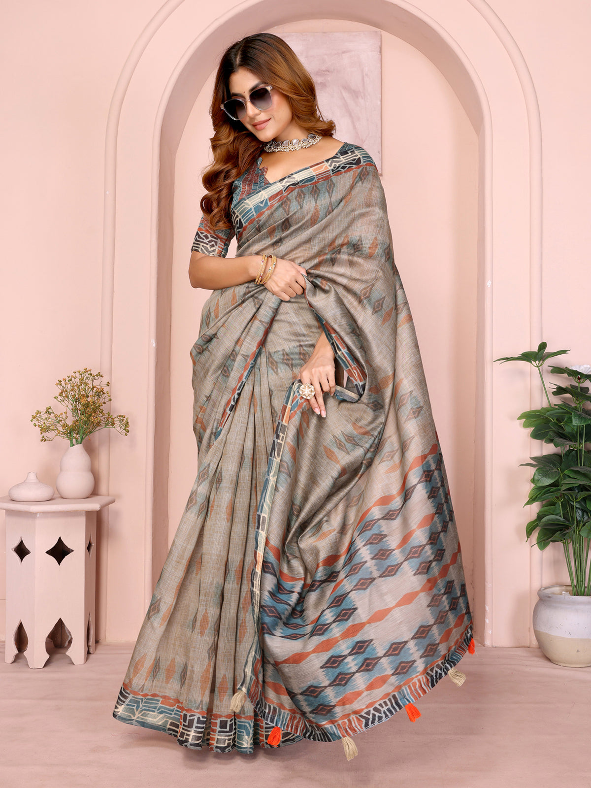 Elegant Grey Chanderi Saree for Contemporary Ethnic Styling for Women