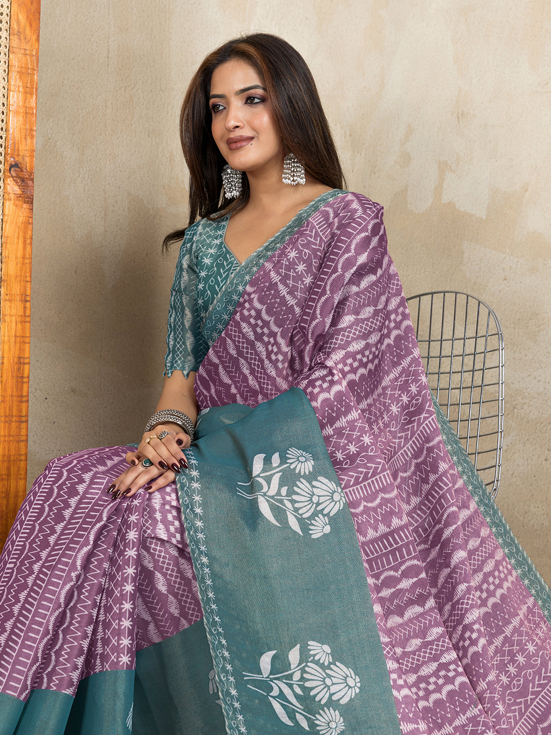 Mauve Cotton Saree with Teal Floral Pallu and Ethnic Prints for Women