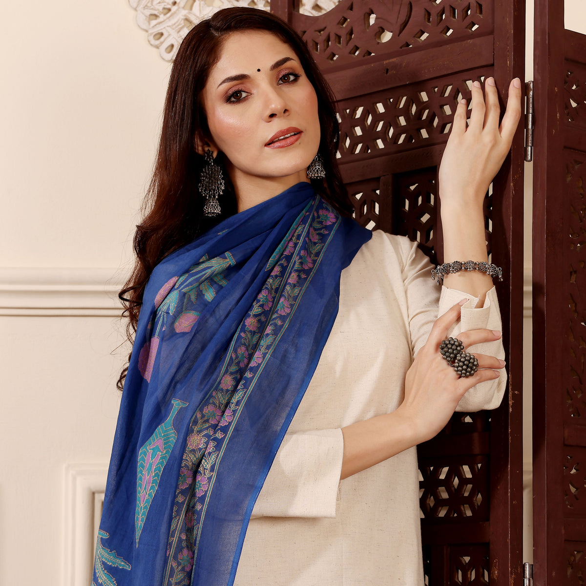 Beige Kurta Set with Blue Chanderi Dupatta for Women
