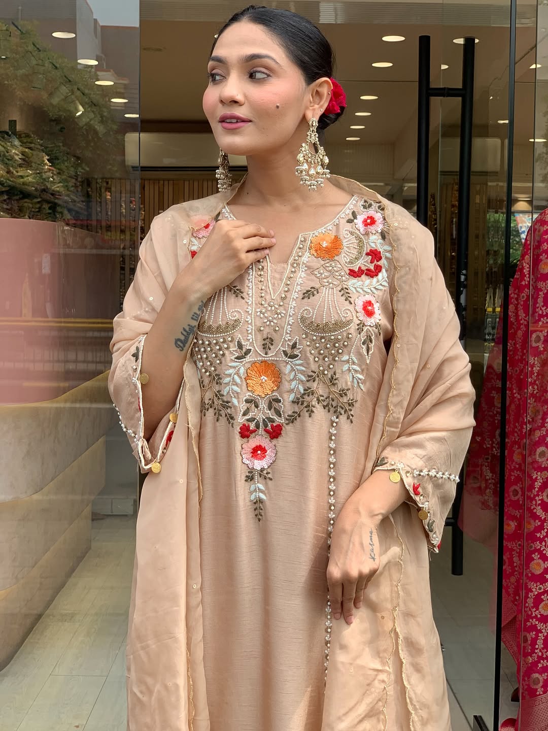 Cream Chanderi Embroidered Kurta Set with Dupatta for Women