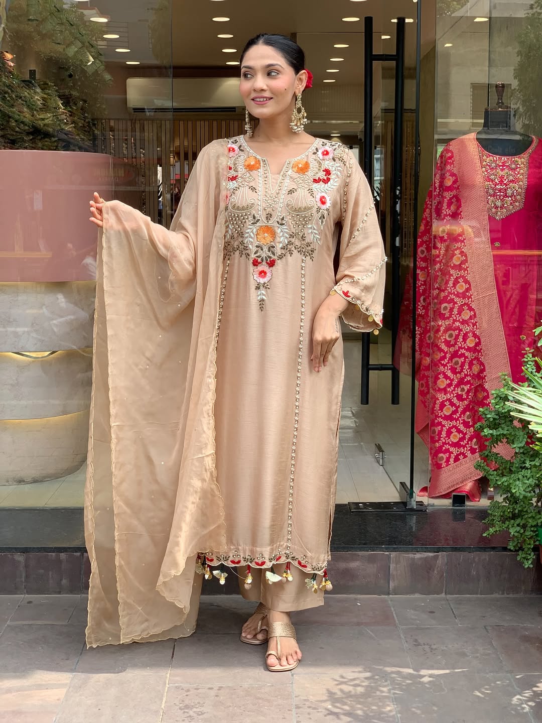 Cream Chanderi Embroidered Kurta Set with Dupatta for Women