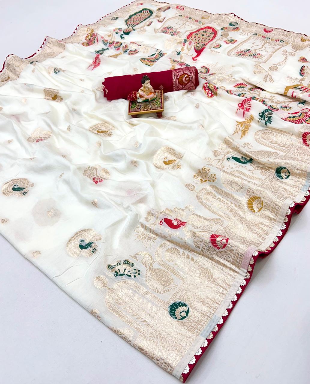 Cream Zari Woven Maslin Silk Saree With Rich Pallu