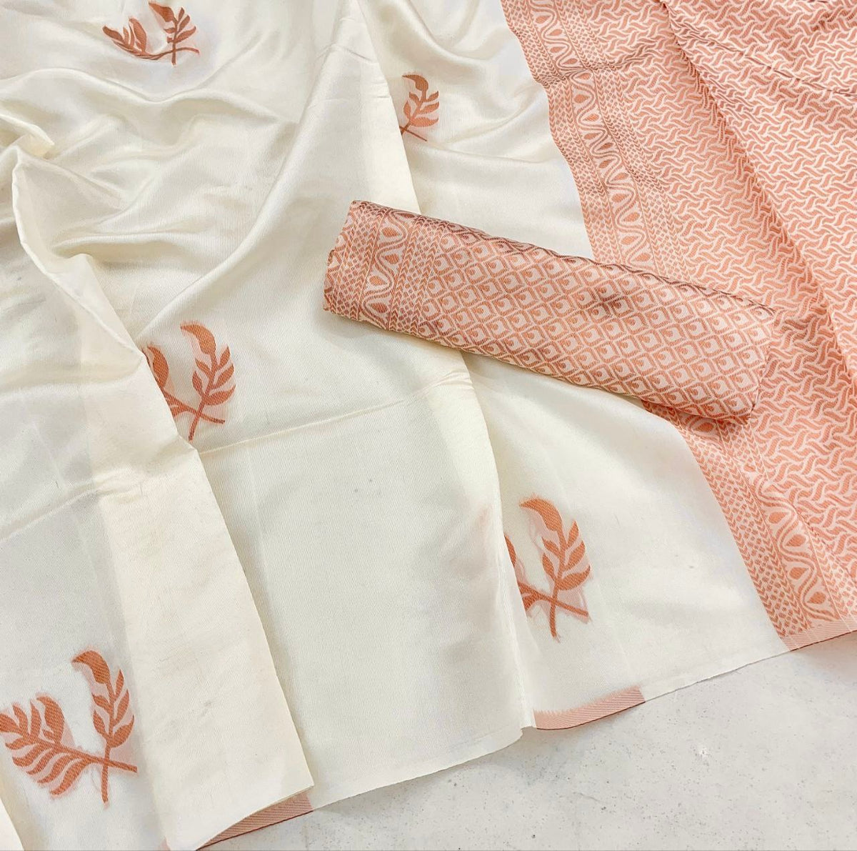 Elegant Cream Silk Saree with Minimal Zari Work for Women
