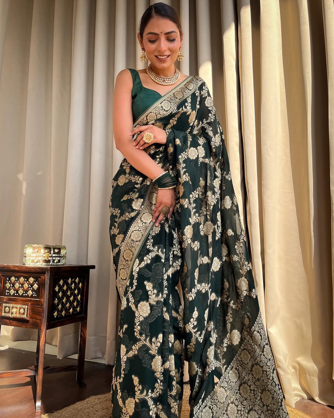 Dark Green Banarasi Silk Saree With Gold Jacquard Work for Women