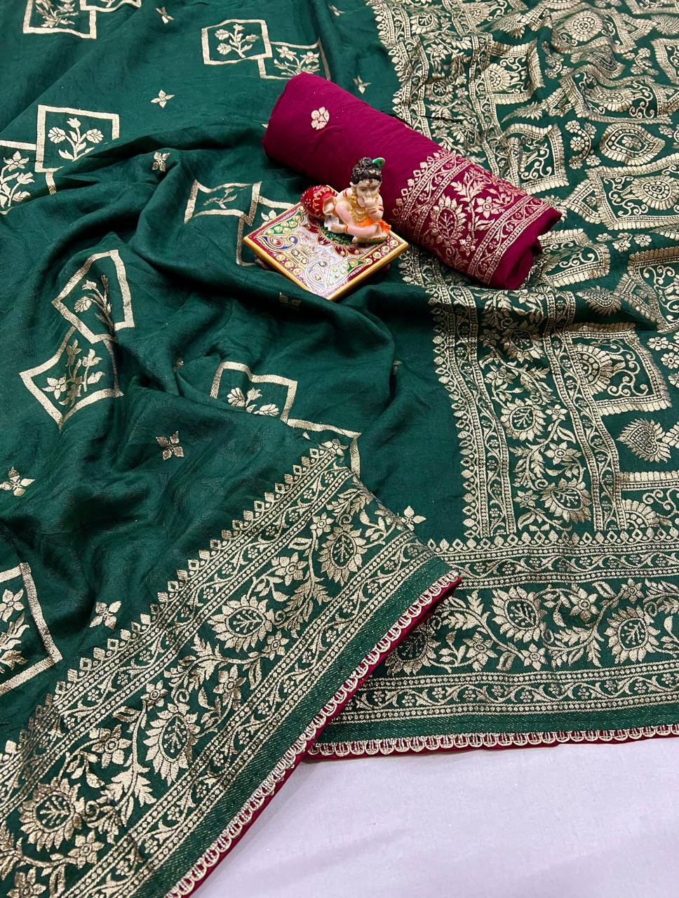 Elegant Bottle Green Maslin Silk Saree with Zari Pallu