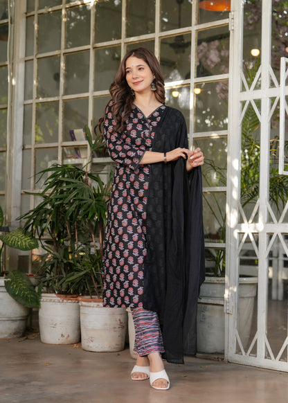 Elegant Black Printed Silk Blend Salwar Suit for Women