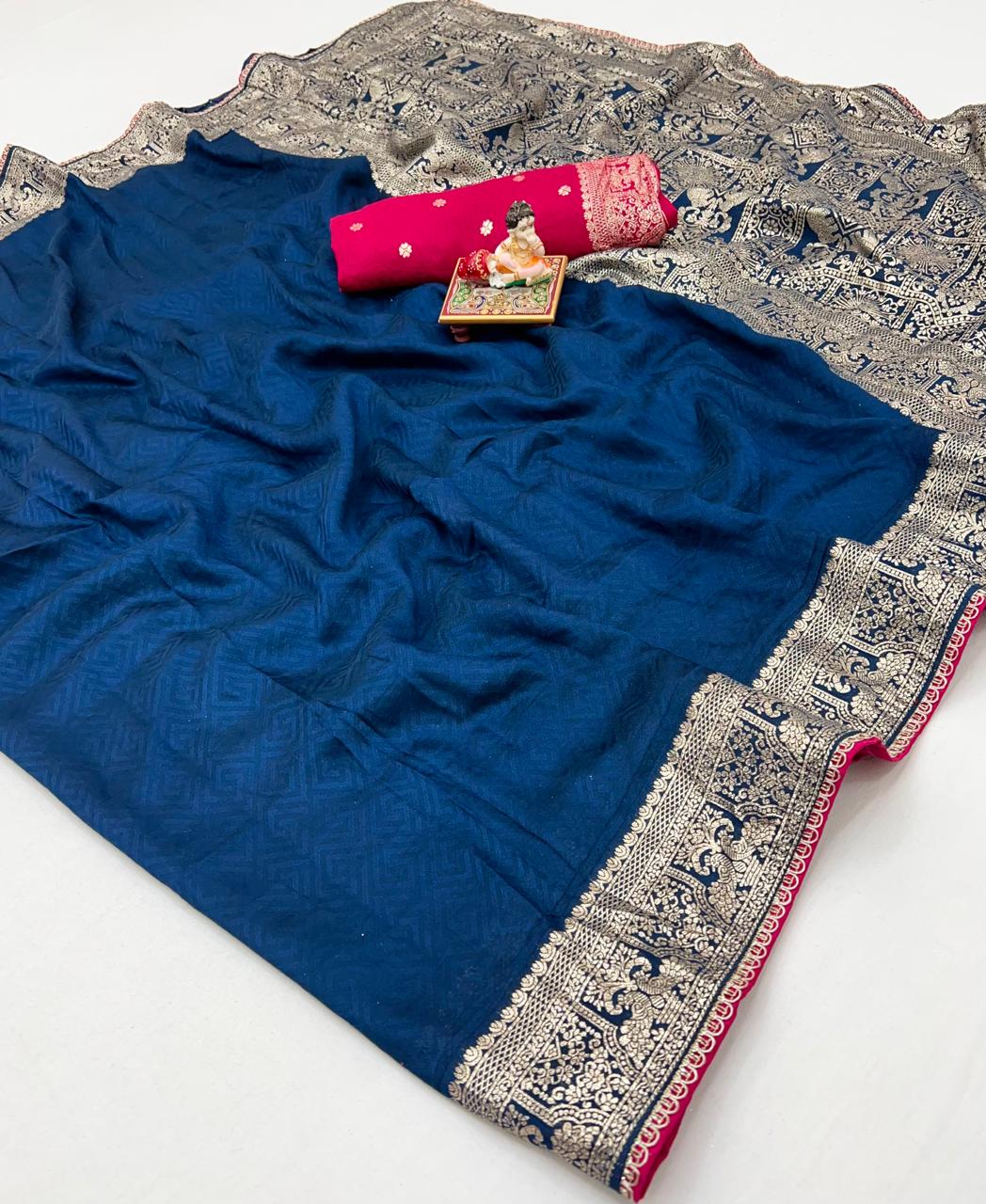 Elegant Navy Blue Maslin Silk Saree with Zari Pallu for Women
