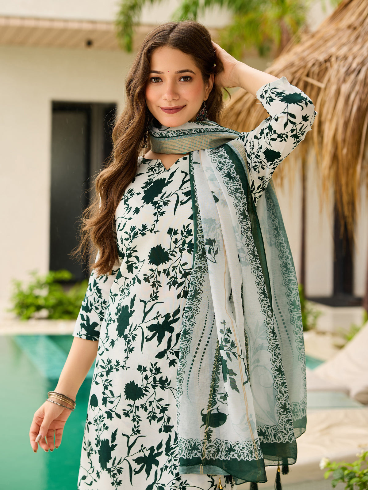 Elegant Green Floral Silk Kurta Pant Dupatta Set for Women